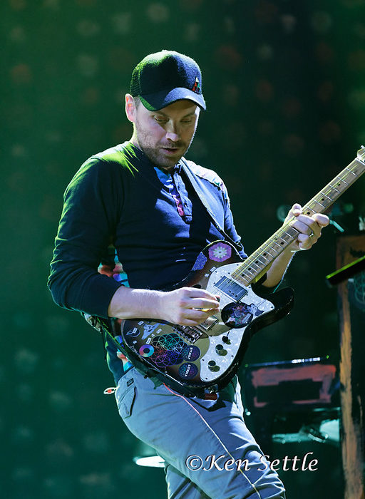 Coldplay live at The Palace of Auburn Hills on 8-3-2016. Photo credit: Ken Settle